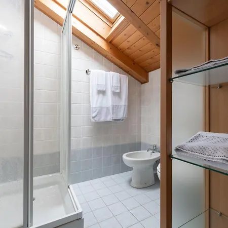 Apart-hotel Vedig 3*