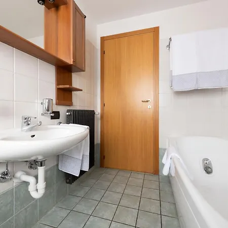 Apart-hotel Vedig 3*